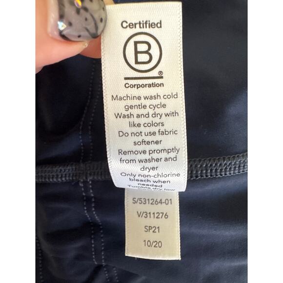 Athleta Leggings Ultimate Stash Pocket Capri Navy Blue Athletic Size LP - Picture 7 of 12